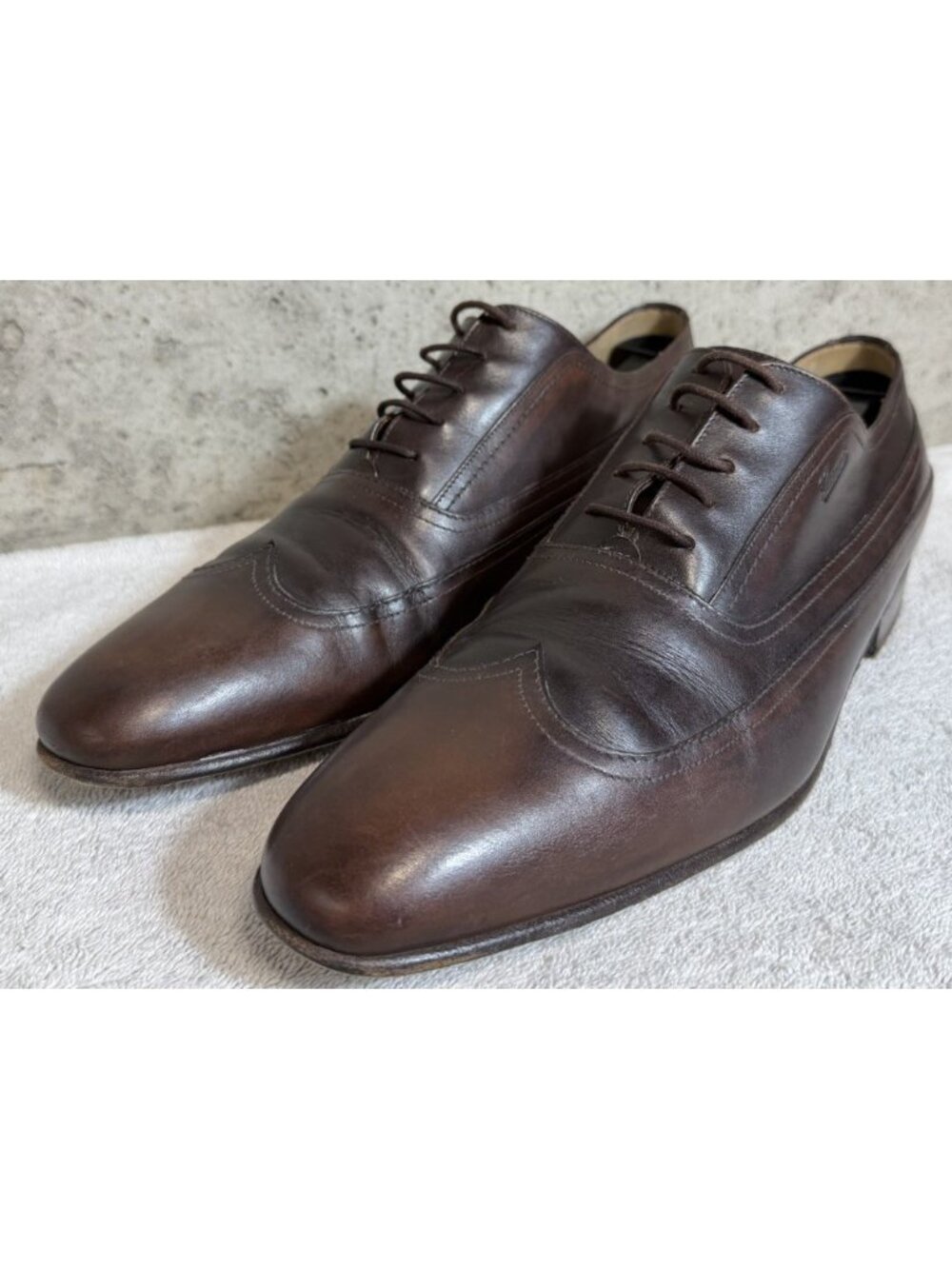 Gucci Brown Leather Oxford Wingtip EU 43 US 9.5 Dress Shoes Made in Italy 181824